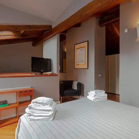Apartment Attico In Piazza Duomo
